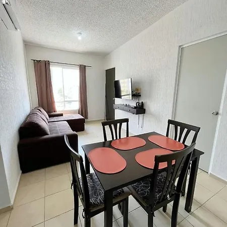 Condominio En Playa Del Carmen C/Alberca